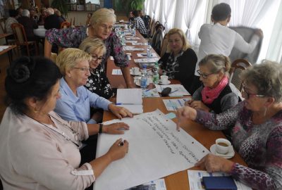dsc0400 400x270 - Lisków - warsztaty dla Seniorów