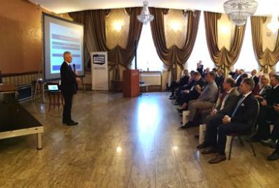 kla konferencja 400x270 - Konferencja KLA w sprawie promowania ekologicznych pojazdów transportu drogowego