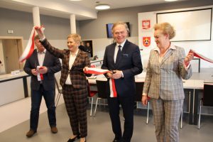 cal oficjalnie otwarte 6 300x200 - Centrum Aktywności Lokalnej w Ostrowie Wielkopolskim oficjalnie otwarte!