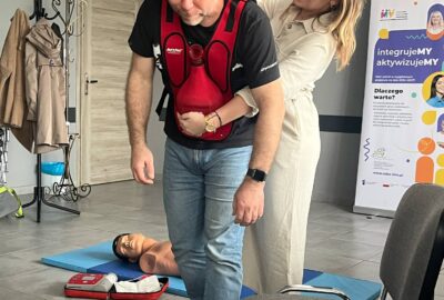 pp 20250425 05 400x270 - Jak skutecznie reagować w sytuacjach zagrożenia życia dowiedzieli się uczestnicy spotkania w Gminnym Ośrodku Kultury w Jankowie Pierwszym