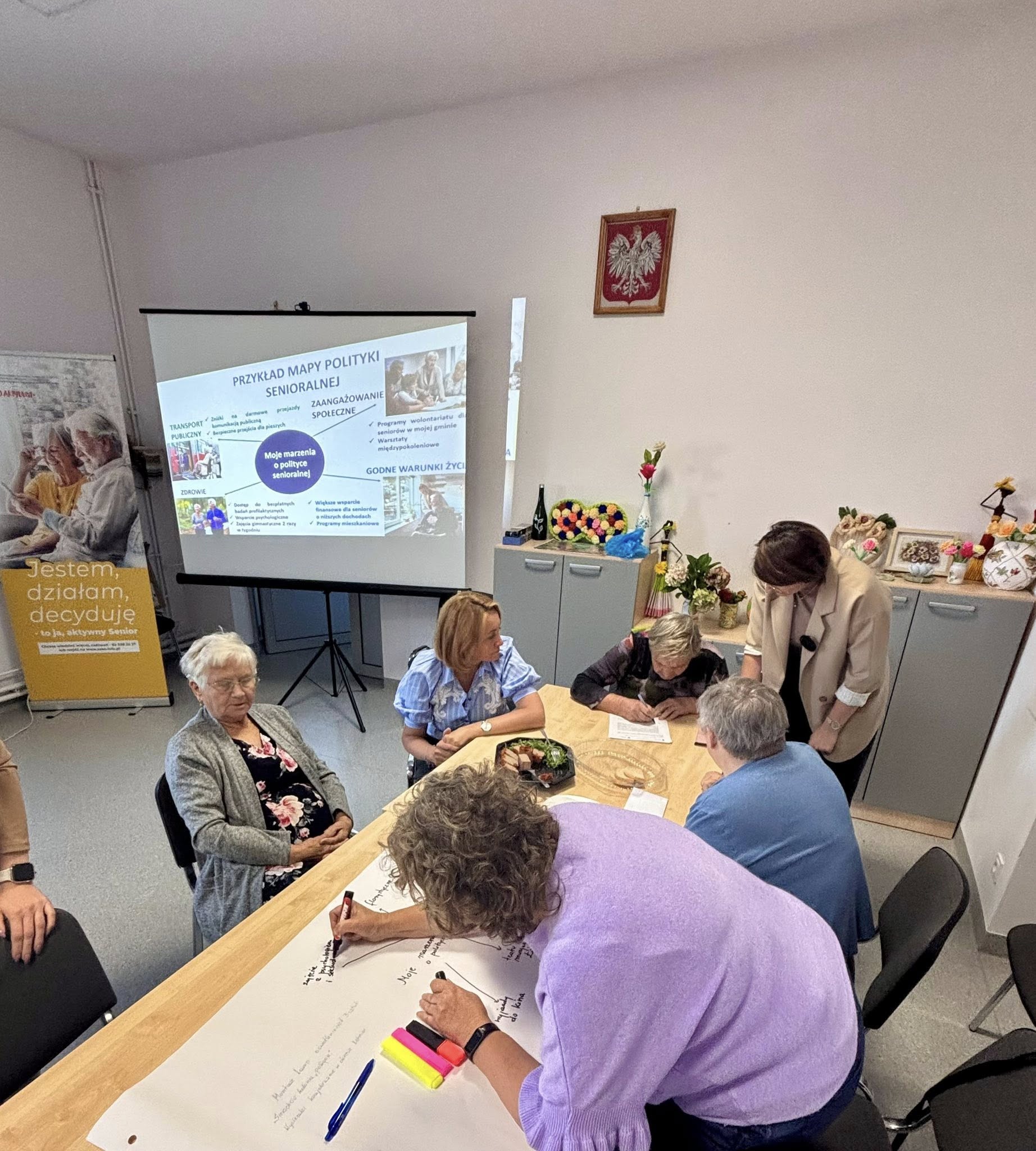 Z wizytą u seniorów w Sierzchowie i Nowych Skalmierzycach Seniorzy wizyta 20250926 06 - Z wizytą u seniorów w Sierzchowie i Nowych Skalmierzycach