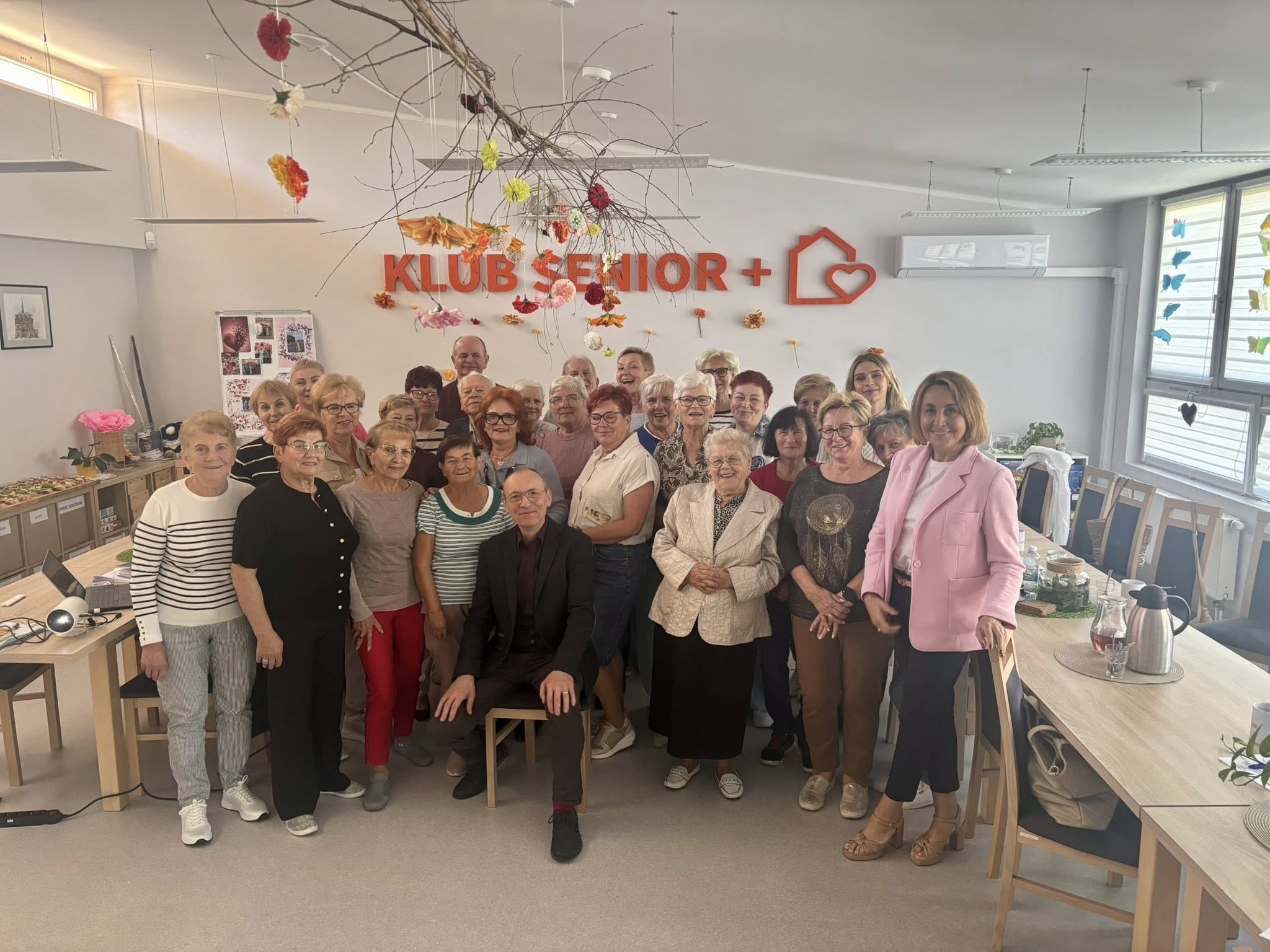 Z wizytą u seniorów w Sierzchowie i Nowych Skalmierzycach Seniorzy wizyta 20250926 09 - Z wizytą u seniorów w Sierzchowie i Nowych Skalmierzycach