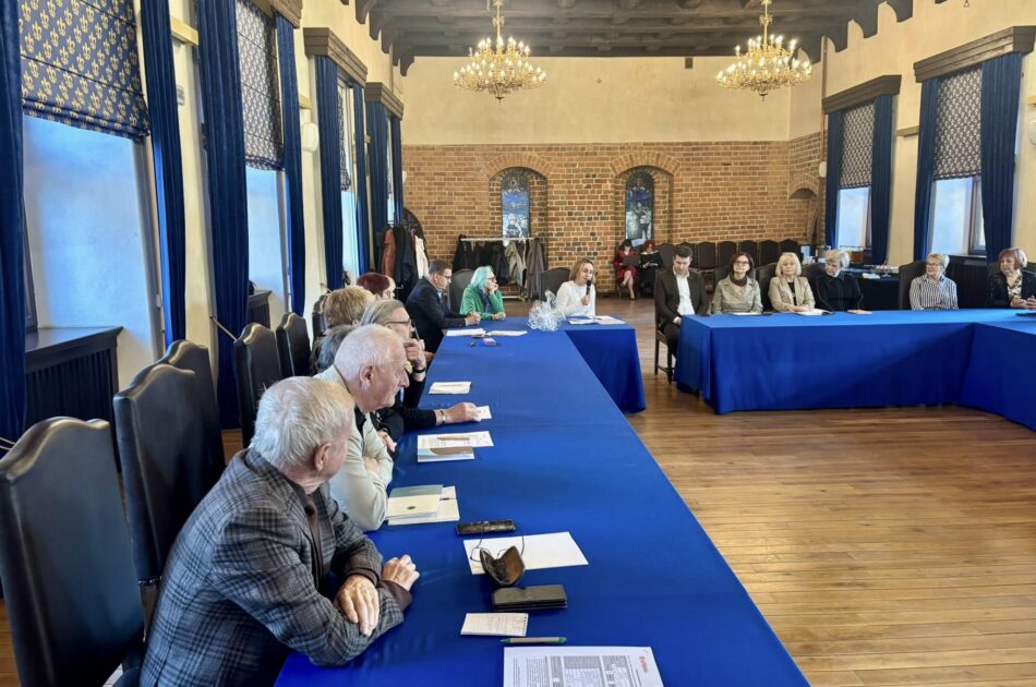 Uniejow 2025 12 12 05 950x630 - Wyjazd obywatelski do Uniejowa za nami!