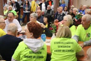 Aglomeracyjna Spartakiada Senioralna w Pleszewie – sport, integracja i dobra zabawa! Spartakiada Senioralna Pleszew 06 300x200 - Aglomeracyjna Spartakiada Senioralna w Pleszewie – sport, integracja i dobra zabawa!